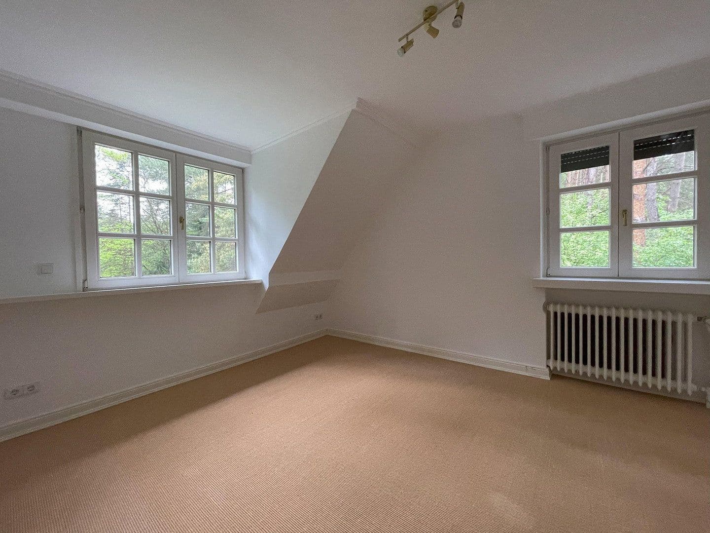 Prenájom domu 148 m², pozemek 4.958 m², Grambek, Šlezvicko-Holštajnsko Prenájom domu 148 m², pozemek 4.958 m², Grambek, Šlezvicko-Holštajnsko