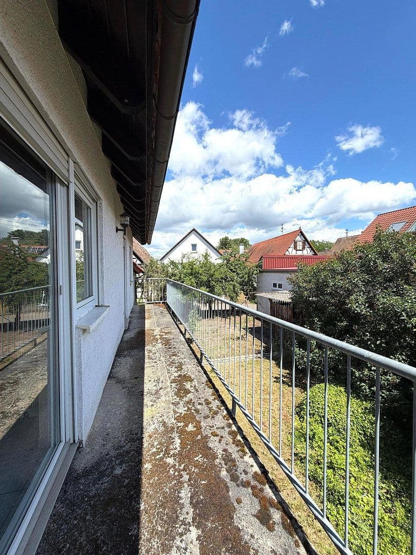 Predaj domu 237 m², pozemek 512 m², Hauptstr. 53, Freisbach, Porýnie-Falcko Predaj domu 237 m², pozemek 512 m², Hauptstr. 53, Freisbach, Porýnie-Falcko