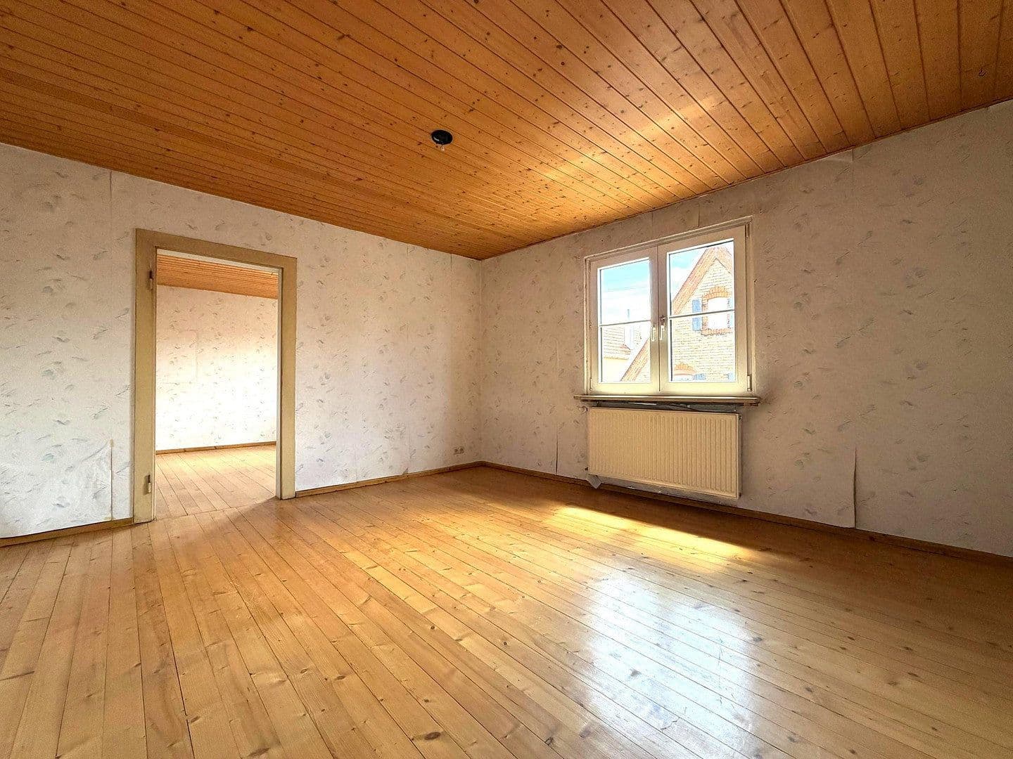 Predaj domu 237 m², pozemek 512 m², Hauptstr. 53, Freisbach, Porýnie-Falcko Predaj domu 237 m², pozemek 512 m², Hauptstr. 53, Freisbach, Porýnie-Falcko