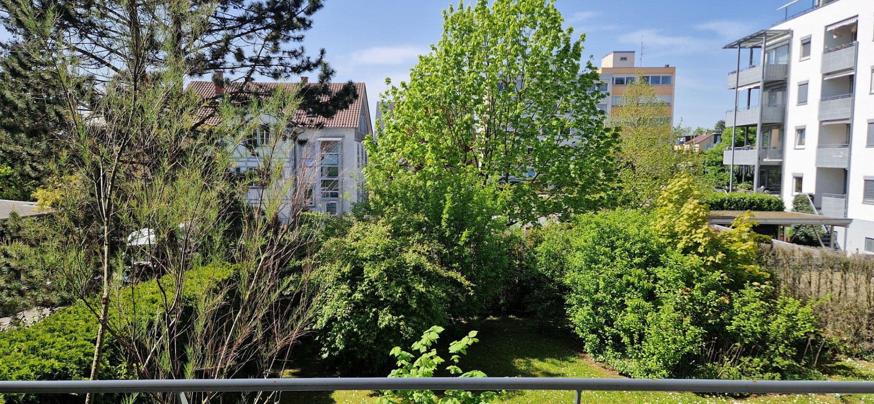 Prenájom bytu 4-izbový 90 m², Am Briel 64, Konstanz, Bádensko-Wurttembersko Prenájom bytu 4-izbový 90 m², Am Briel 64, Konstanz, Bádensko-Wurttembersko