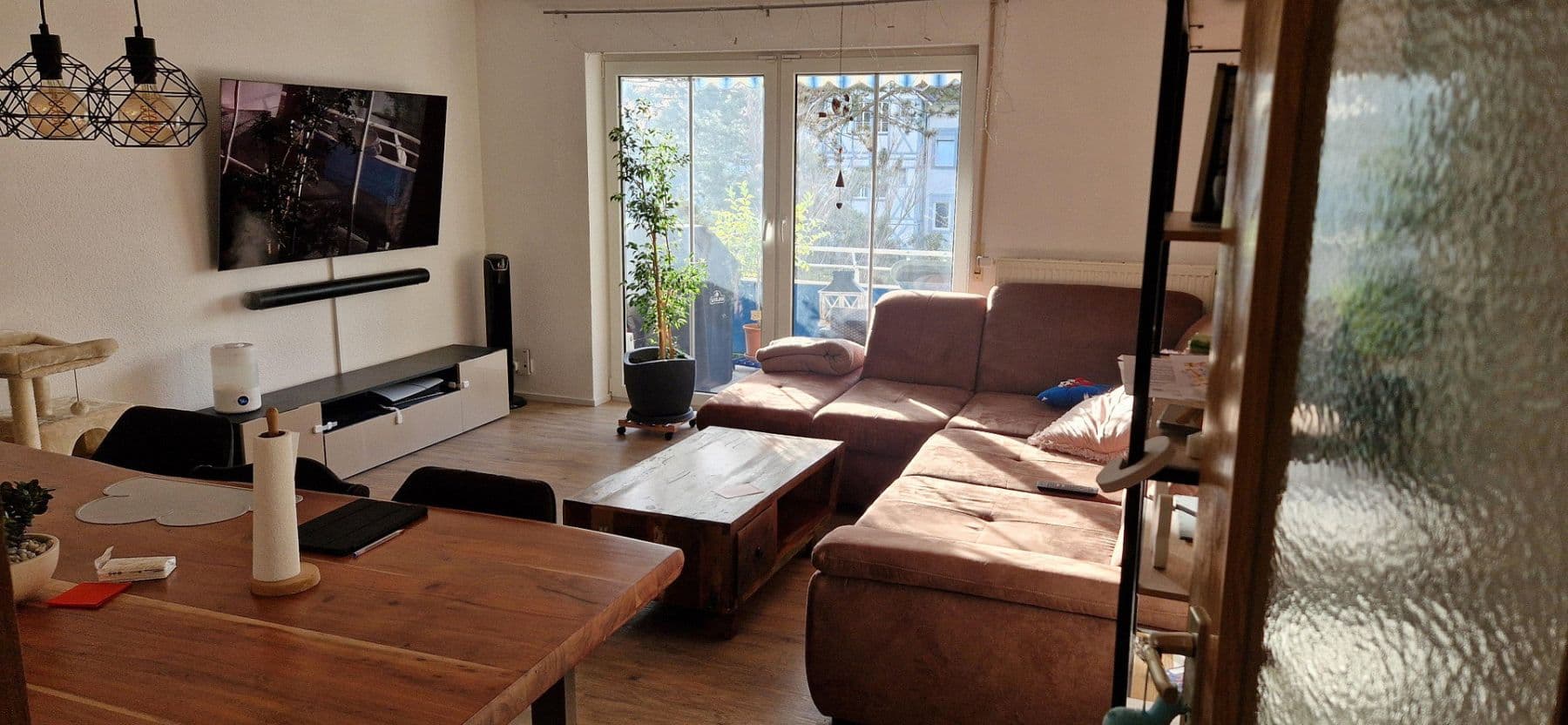 Prenájom bytu 4-izbový 90 m², Am Briel 64, Konstanz, Bádensko-Wurttembersko Prenájom bytu 4-izbový 90 m², Am Briel 64, Konstanz, Bádensko-Wurttembersko