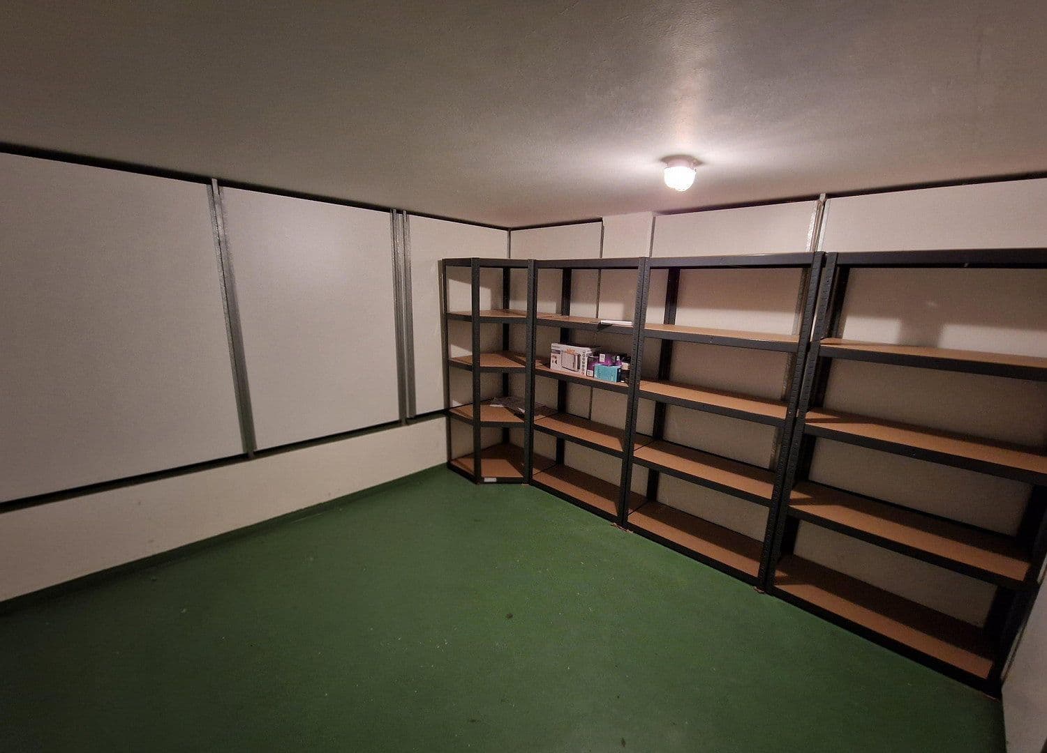 Prenájom bytu 4-izbový 90 m², Am Briel 64, Konstanz, Bádensko-Wurttembersko Prenájom bytu 4-izbový 90 m², Am Briel 64, Konstanz, Bádensko-Wurttembersko