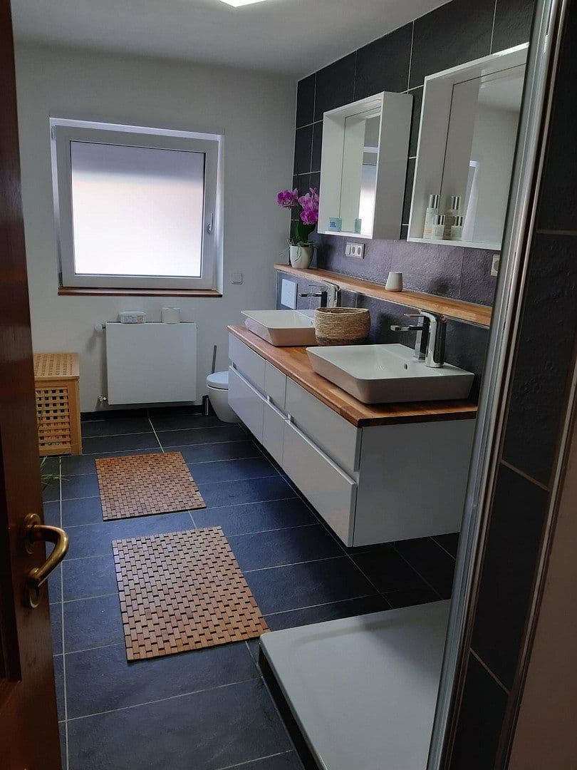 Predaj bytu 4-izbový 120 m², Forst, Bádensko-Wurttembersko Predaj bytu 4-izbový 120 m², Forst, Bádensko-Wurttembersko