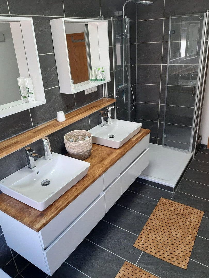Predaj bytu 4-izbový 120 m², Forst, Bádensko-Wurttembersko Predaj bytu 4-izbový 120 m², Forst, Bádensko-Wurttembersko
