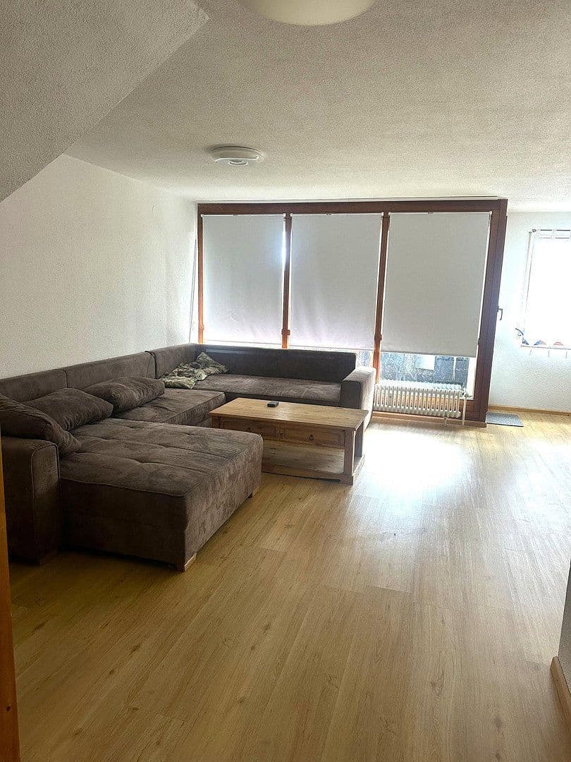 Prenájom bytu 4-izbový 124 m², Hammerstrasse 3, Lörrach, Bádensko-Wurttembersko Prenájom bytu 4-izbový 124 m², Hammerstrasse 3, Lörrach, Bádensko-Wurttembersko