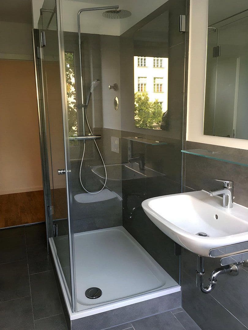 Prenájom bytu 3-izbový 78 m², Fürstenrieder Str. 35, München, Bavorsko Prenájom bytu 3-izbový 78 m², Fürstenrieder Str. 35, München, Bavorsko