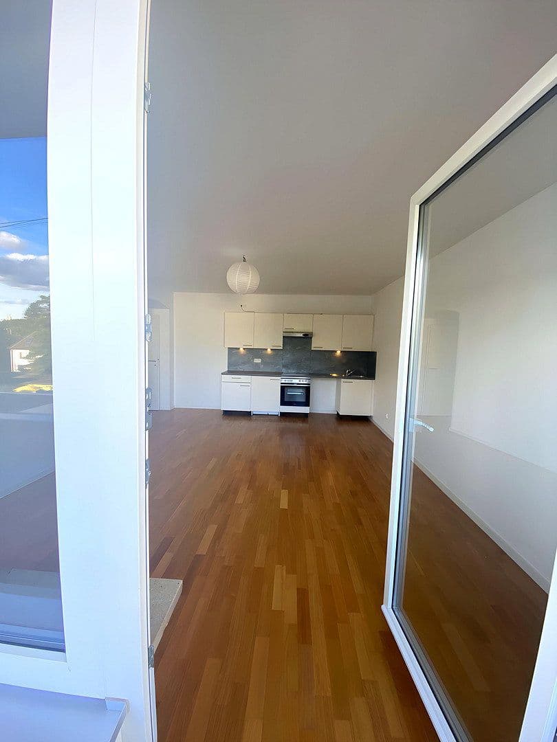 Prenájom bytu 3-izbový 78 m², Fürstenrieder Str. 35, München, Bavorsko Prenájom bytu 3-izbový 78 m², Fürstenrieder Str. 35, München, Bavorsko