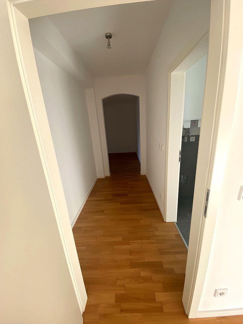 Prenájom bytu 3-izbový 78 m², Fürstenrieder Str. 35, München, Bavorsko Prenájom bytu 3-izbový 78 m², Fürstenrieder Str. 35, München, Bavorsko