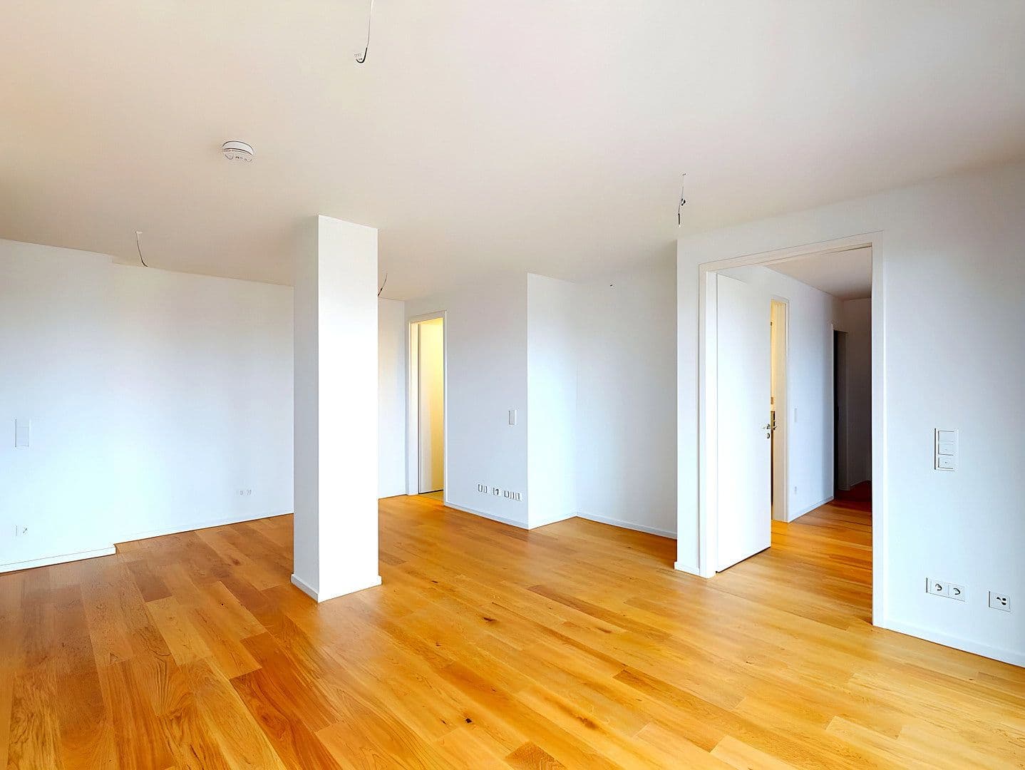 Prenájom bytu 2-izbový 67 m², Frankfurt-Mainkur, Frankfurt am Main, Hesensko Prenájom bytu 2-izbový 67 m², Frankfurt-Mainkur, Frankfurt am Main, Hesensko
