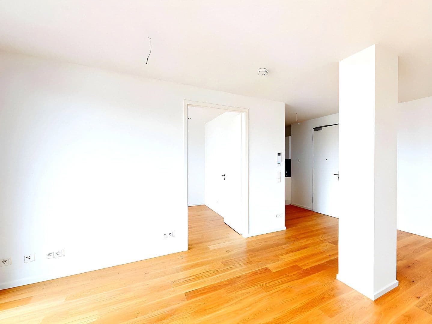 Prenájom bytu 2-izbový 67 m², Frankfurt-Mainkur, Frankfurt am Main, Hesensko Prenájom bytu 2-izbový 67 m², Frankfurt-Mainkur, Frankfurt am Main, Hesensko