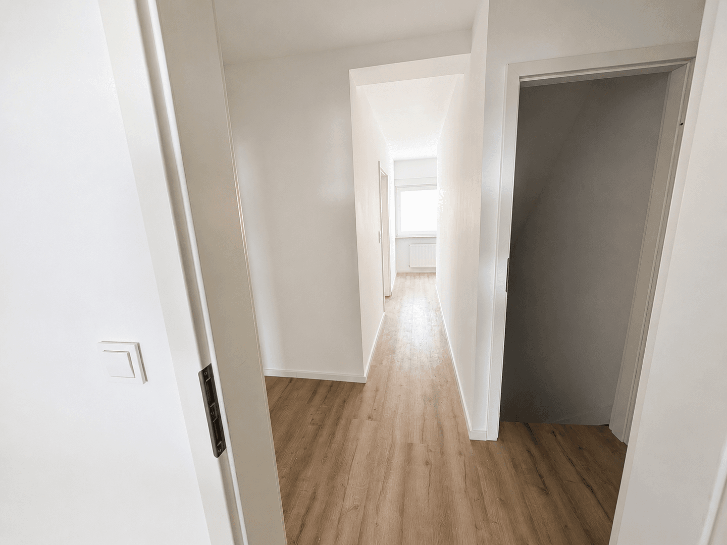 Predaj domu 264 m², pozemek 387 m², Sternweiler Str. 21, Mühlhausen, Bádensko-Wurttembersko Predaj domu 264 m², pozemek 387 m², Sternweiler Str. 21, Mühlhausen, Bádensko-Wurttembersko