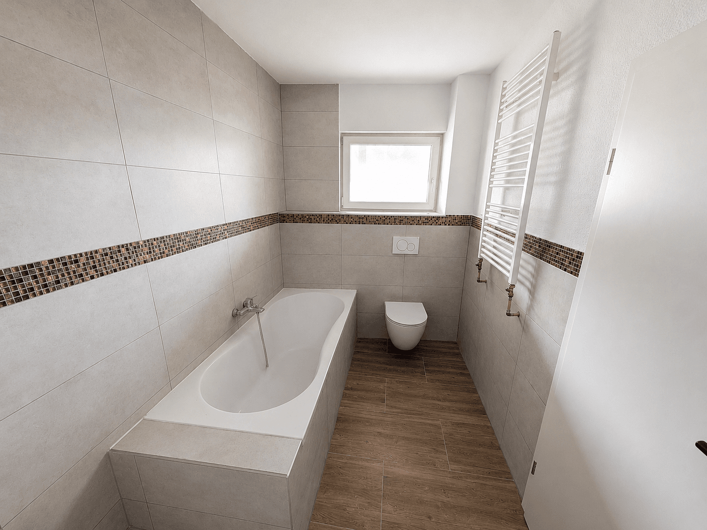 Predaj domu 264 m², pozemek 387 m², Sternweiler Str. 21, Mühlhausen, Bádensko-Wurttembersko Predaj domu 264 m², pozemek 387 m², Sternweiler Str. 21, Mühlhausen, Bádensko-Wurttembersko