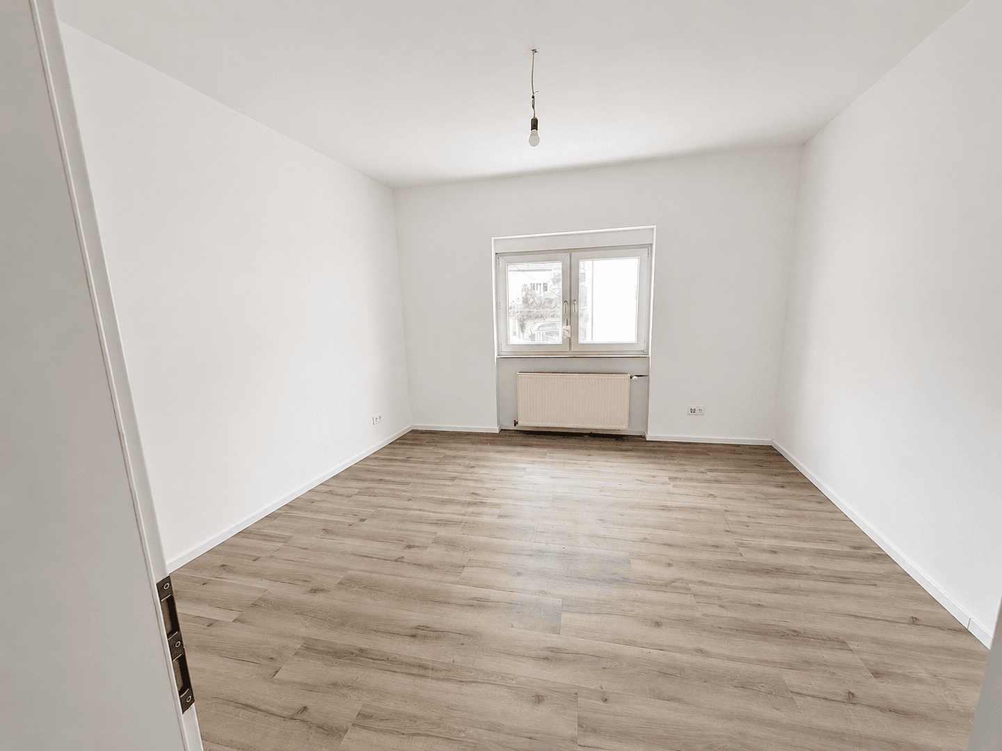 Predaj domu 264 m², pozemek 387 m², Sternweiler Str. 21, Mühlhausen, Bádensko-Wurttembersko Predaj domu 264 m², pozemek 387 m², Sternweiler Str. 21, Mühlhausen, Bádensko-Wurttembersko