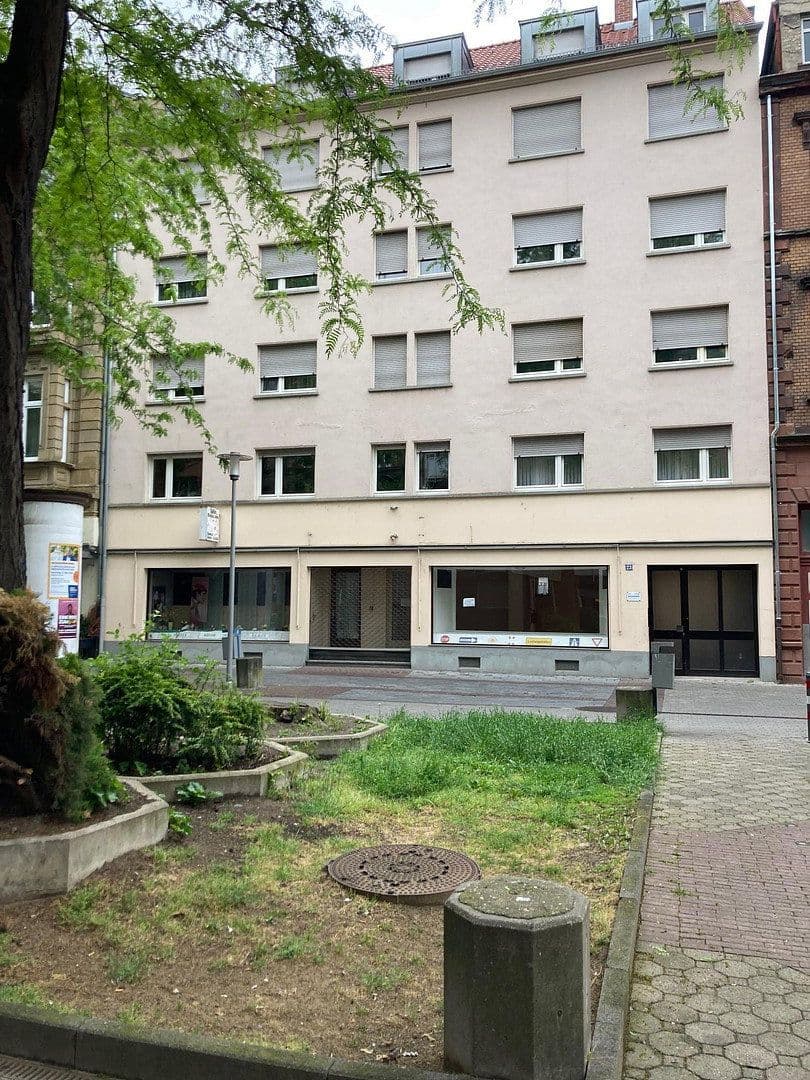 Prenájom bytu 2-izbový 58 m², Ludwigshafen, Porýnie-Falcko Prenájom bytu 2-izbový 58 m², Ludwigshafen, Porýnie-Falcko