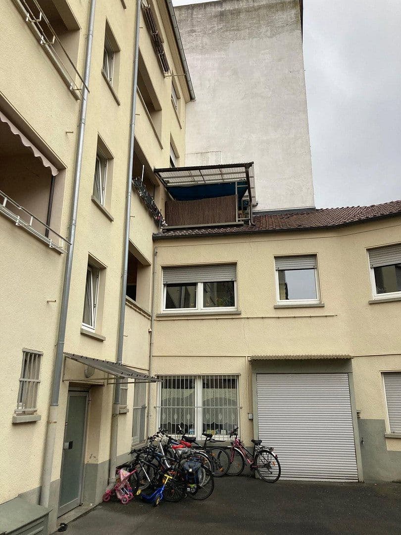 Prenájom bytu 2-izbový 58 m², Ludwigshafen, Porýnie-Falcko Prenájom bytu 2-izbový 58 m², Ludwigshafen, Porýnie-Falcko