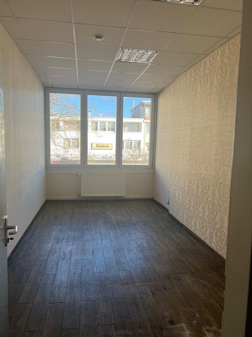 Prenájom kancelárie 260 m², Chemnitzerstraße 4-6, Salzgitter, Dolné Sasko Prenájom kancelárie 260 m², Chemnitzerstraße 4-6, Salzgitter, Dolné Sasko