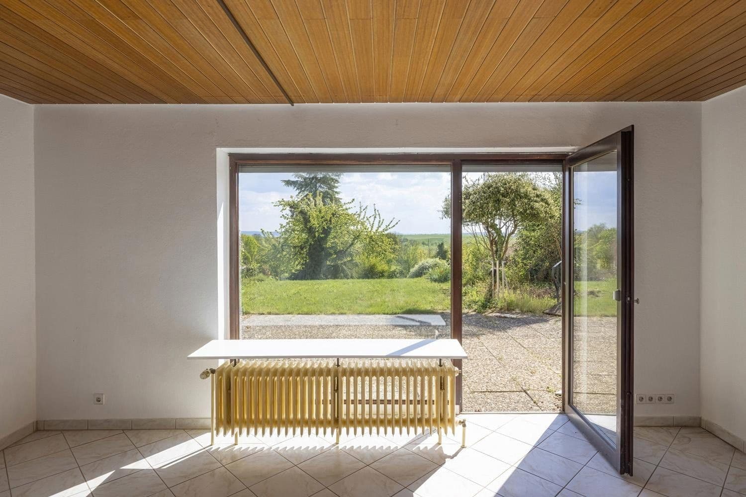 Predaj domu 260 m², pozemek 2.258 m², Gundelsheim, Bádensko-Wurttembersko Predaj domu 260 m², pozemek 2.258 m², Gundelsheim, Bádensko-Wurttembersko