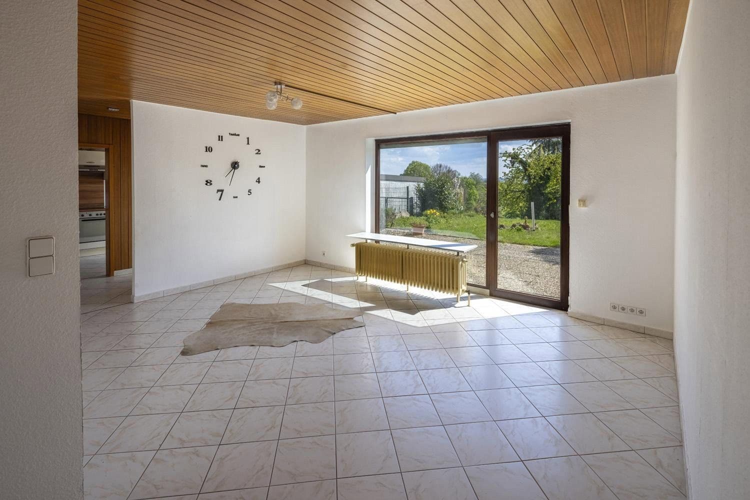 Predaj domu 260 m², pozemek 2.258 m², Gundelsheim, Bádensko-Wurttembersko Predaj domu 260 m², pozemek 2.258 m², Gundelsheim, Bádensko-Wurttembersko
