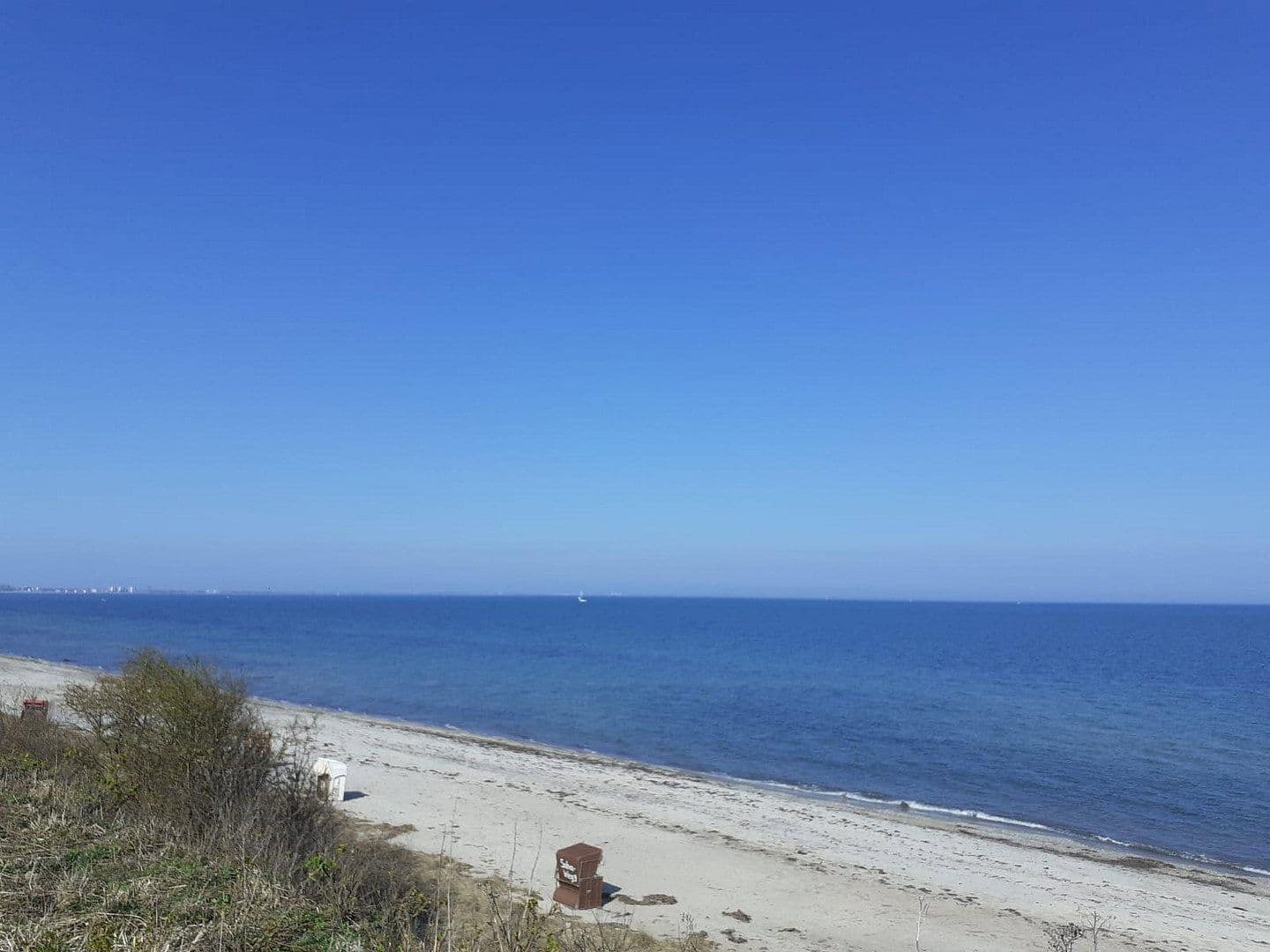 Predaj domu 85 m², pozemek 385 m², Neukirchen Kraksdorf Strand, Šlezvicko-Holštajnsko Predaj domu 85 m², pozemek 385 m², Neukirchen Kraksdorf Strand, Šlezvicko-Holštajnsko