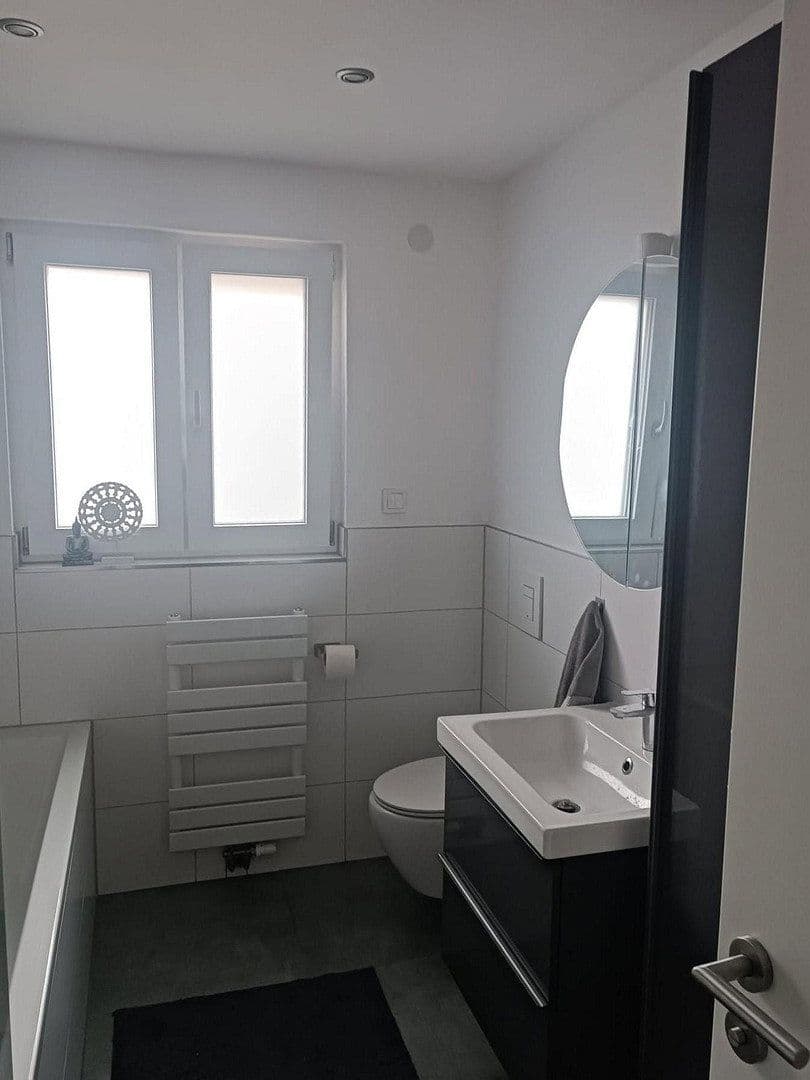 Predaj bytu 4-izbový 87 m², Östringen, Bádensko-Wurttembersko Predaj bytu 4-izbový 87 m², Östringen, Bádensko-Wurttembersko