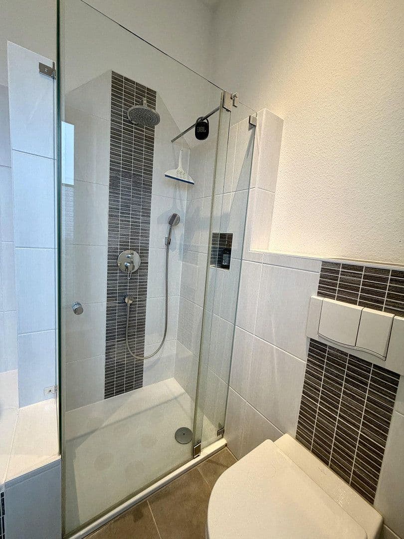 Predaj domu 224 m², pozemek 399 m², Kelkheim (Taunus), Hesensko Predaj domu 224 m², pozemek 399 m², Kelkheim (Taunus), Hesensko