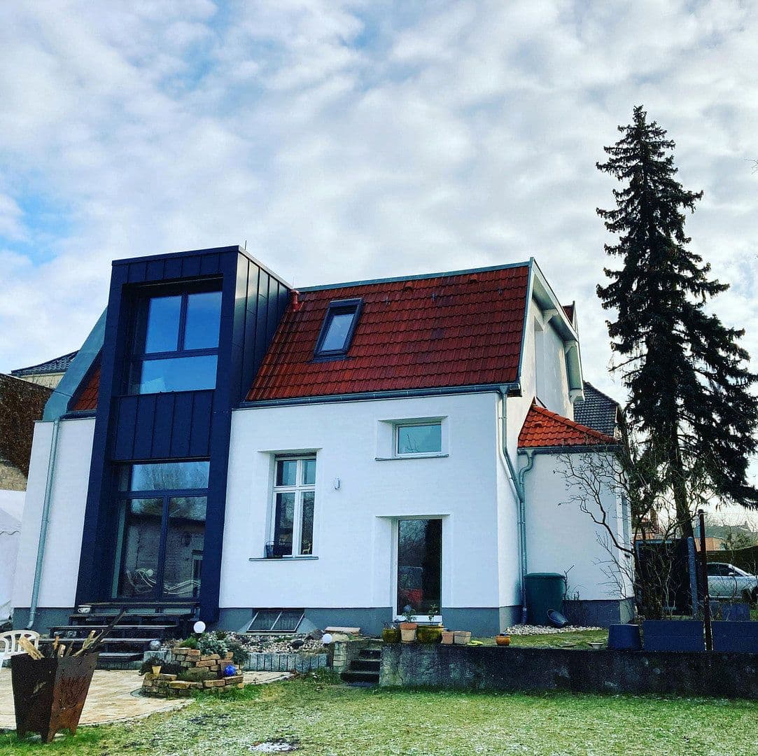 Predaj domu 168 m², pozemek 1.039 m², Berlin, Berlín Predaj domu 168 m², pozemek 1.039 m², Berlin, Berlín