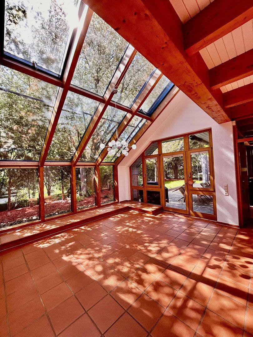 Predaj domu 244 m², pozemek 700 m², Burgwedel, Dolné Sasko Predaj domu 244 m², pozemek 700 m², Burgwedel, Dolné Sasko