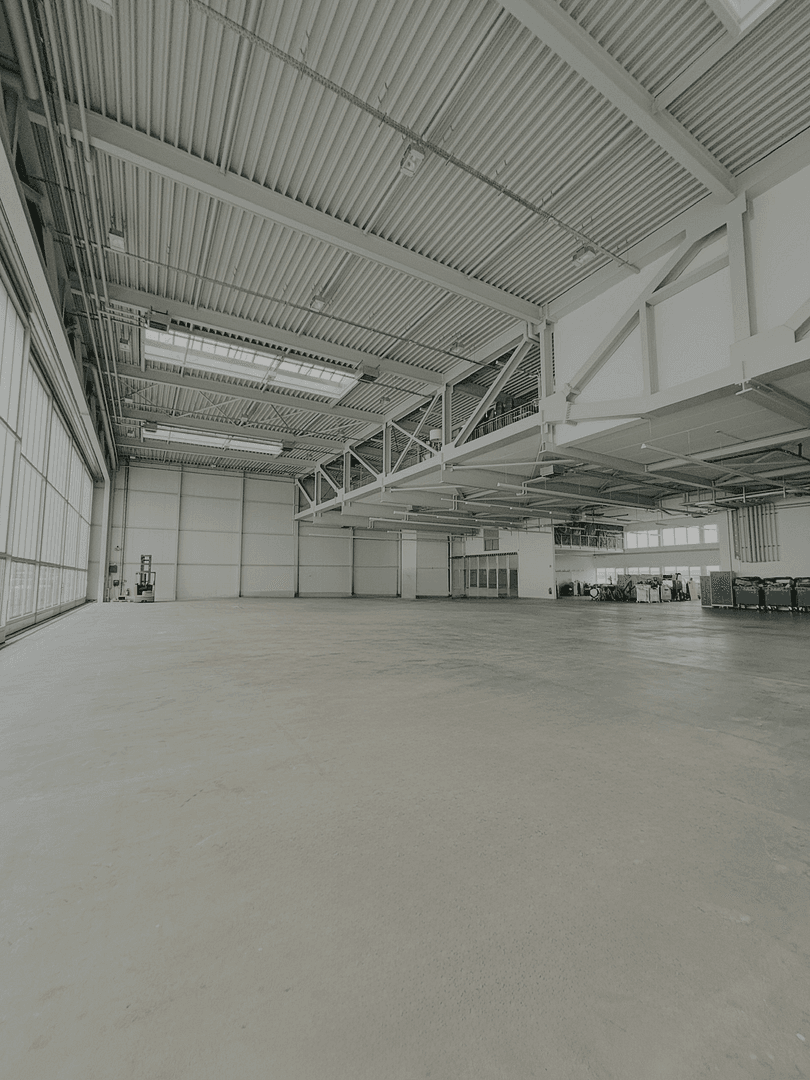 Prenájom nebytového priestoru 3.200 m², Take-Off Gewerbepark 84, Neuhausen ob Eck, Bádensko-Wurttembersko Prenájom nebytového priestoru 3.200 m², Take-Off Gewerbepark 84, Neuhausen ob Eck, Bádensko-Wurttembersko