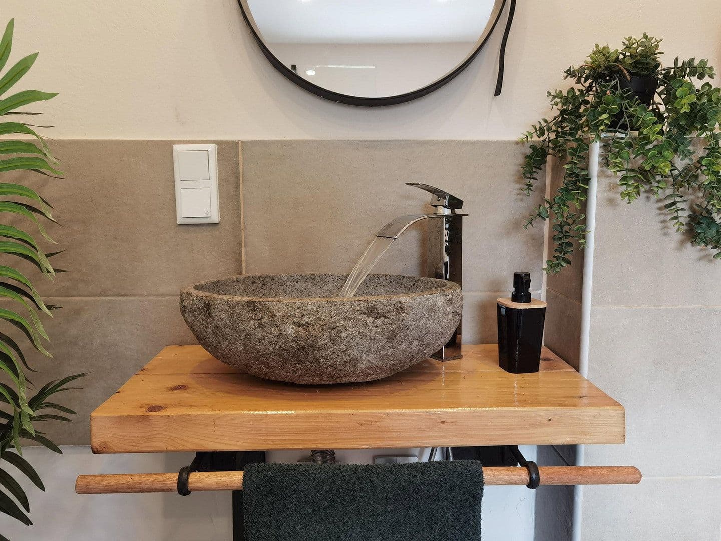 Predaj domu 243 m², pozemek 1.238 m², Nordleda, Dolné Sasko Predaj domu 243 m², pozemek 1.238 m², Nordleda, Dolné Sasko