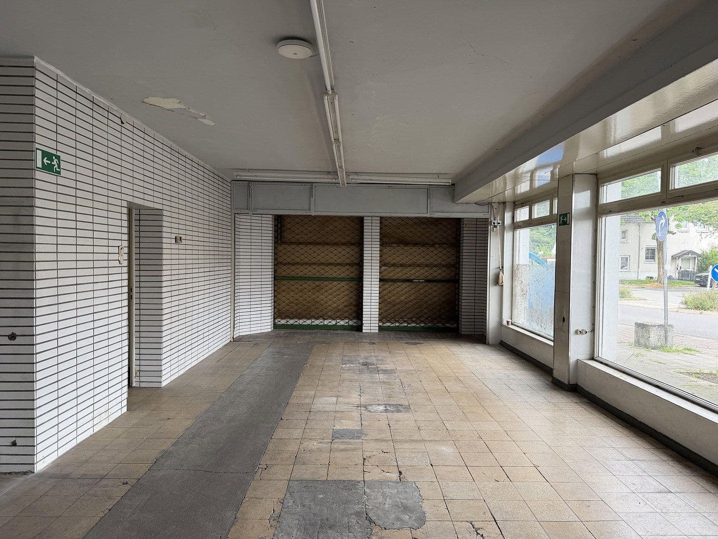 Prenájom nebytového priestoru 400 m², Gladbeck, Severné Porýnie - Westfálsko Prenájom nebytového priestoru 400 m², Gladbeck, Severné Porýnie - Westfálsko
