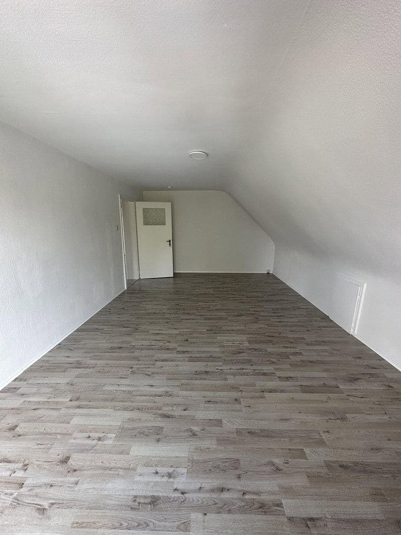 Prenájom bytu 24 m², Karlsruhe, Bádensko-Wurttembersko Prenájom bytu 24 m², Karlsruhe, Bádensko-Wurttembersko