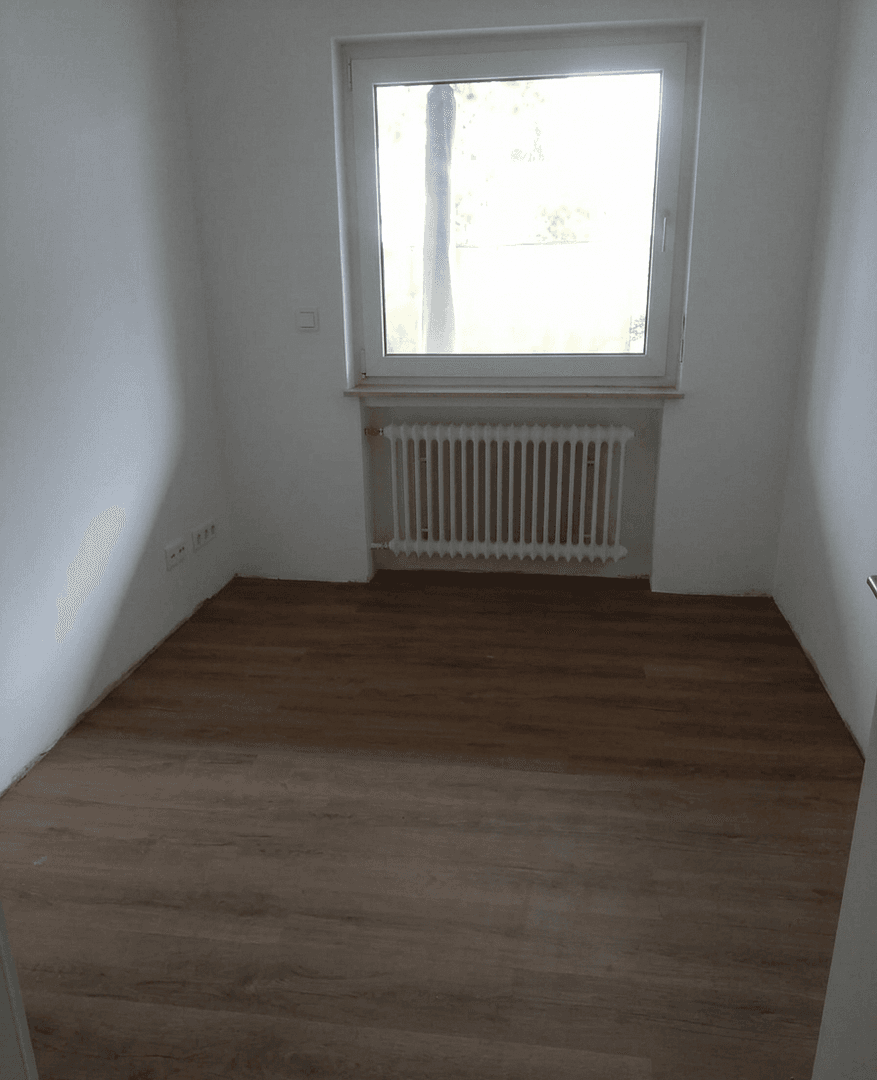 Prenájom bytu 4-izbový 127 m², Gießen, Hesensko Prenájom bytu 4-izbový 127 m², Gießen, Hesensko