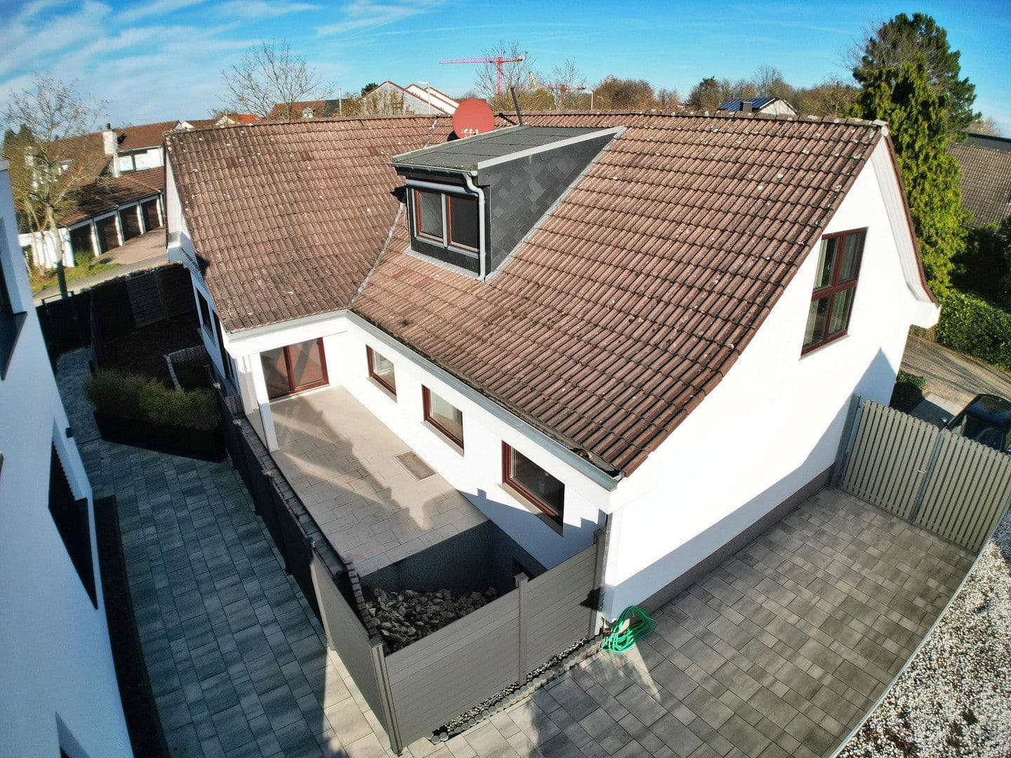 Predaj domu 220 m², pozemek 487 m², Königsberger Str. 16, Meckenheim, Severné Porýnie - Westfálsko Predaj domu 220 m², pozemek 487 m², Königsberger Str. 16, Meckenheim, Severné Porýnie - Westfálsko