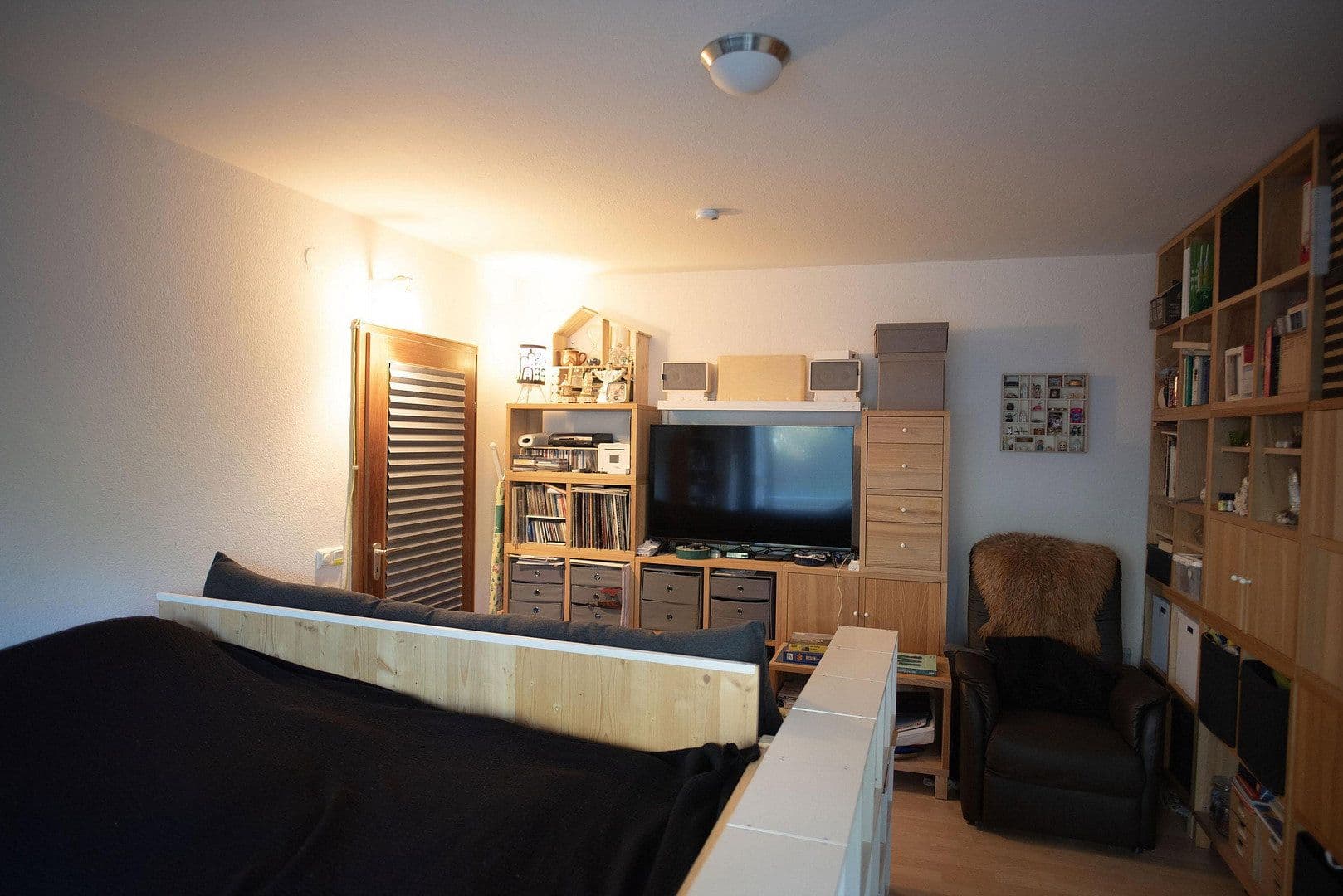 Prenájom bytu 2-izbový 60 m², Saarbrücken, Sársko Prenájom bytu 2-izbový 60 m², Saarbrücken, Sársko