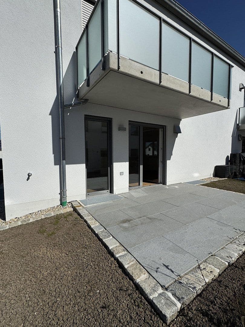 Prenájom bytu 4-izbový 115 m², Nelkenweg 12, Langenbach, Bavorsko Prenájom bytu 4-izbový 115 m², Nelkenweg 12, Langenbach, Bavorsko