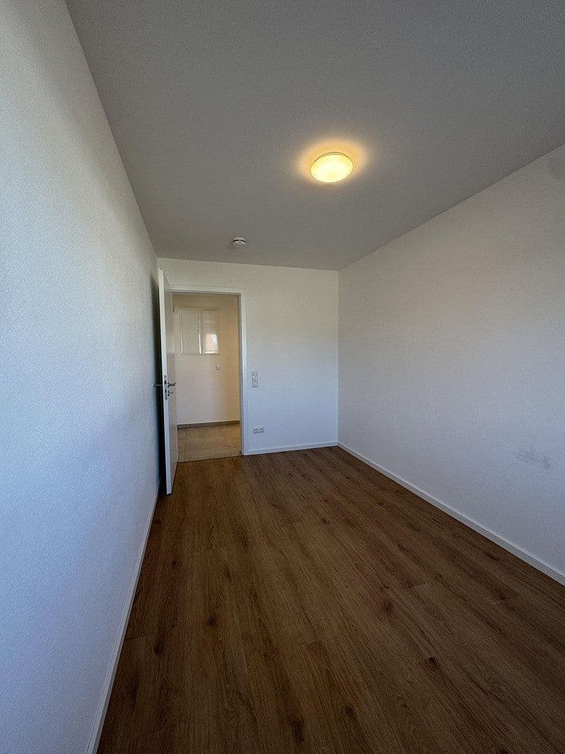 Prenájom bytu 4-izbový 115 m², Nelkenweg 12, Langenbach, Bavorsko Prenájom bytu 4-izbový 115 m², Nelkenweg 12, Langenbach, Bavorsko