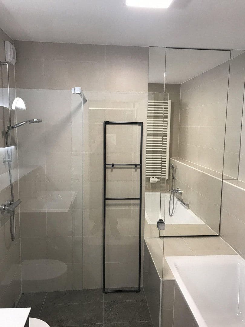 Prenájom bytu 2-izbový 48 m², München, Bavorsko Prenájom bytu 2-izbový 48 m², München, Bavorsko