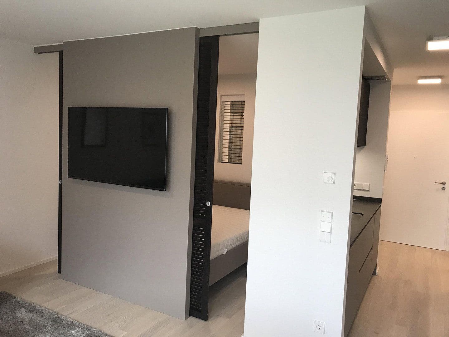 Prenájom bytu 2-izbový 48 m², München, Bavorsko Prenájom bytu 2-izbový 48 m², München, Bavorsko