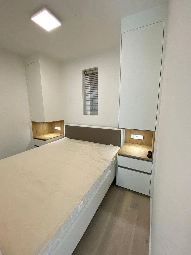 Prenájom bytu 2-izbový 48 m², München, Bavorsko Prenájom bytu 2-izbový 48 m², München, Bavorsko