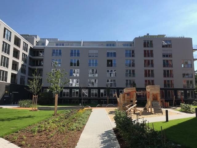 Prenájom bytu 2-izbový 48 m², München, Bavorsko Prenájom bytu 2-izbový 48 m², München, Bavorsko