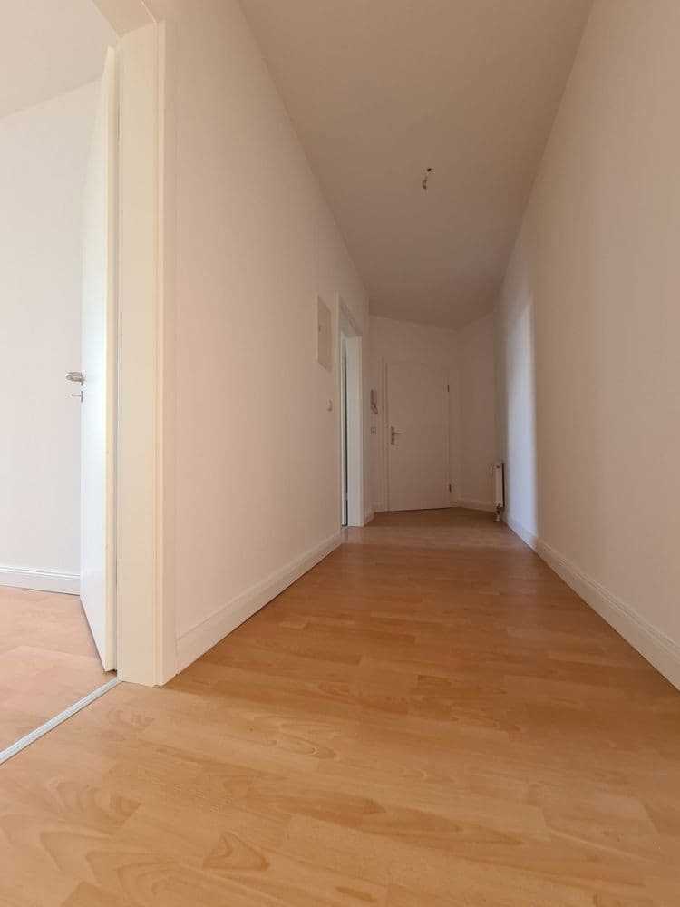 Prenájom bytu 3-izbový 76 m², Humboldtstraße 9, Chemnitz, Sasko Prenájom bytu 3-izbový 76 m², Humboldtstraße 9, Chemnitz, Sasko