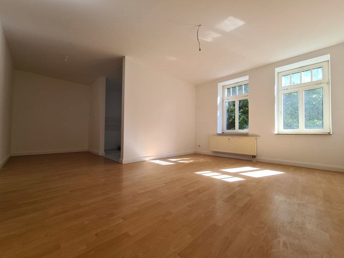 Prenájom bytu 3-izbový 76 m², Humboldtstraße 9, Chemnitz, Sasko Prenájom bytu 3-izbový 76 m², Humboldtstraße 9, Chemnitz, Sasko