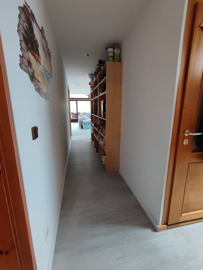 Prenájom bytu 2-izbový 100 m², Bergstrasse 238, Weinheim, Bádensko-Wurttembersko Prenájom bytu 2-izbový 100 m², Bergstrasse 238, Weinheim, Bádensko-Wurttembersko