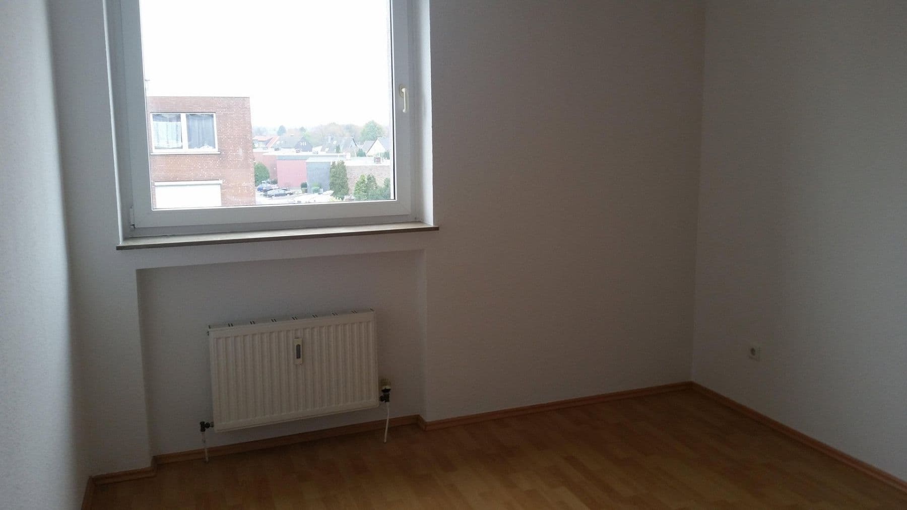 Prenájom bytu 3-izbový 73 m², Hainbuchenstraße 17, Moers, Severné Porýnie - Westfálsko Prenájom bytu 3-izbový 73 m², Hainbuchenstraße 17, Moers, Severné Porýnie - Westfálsko