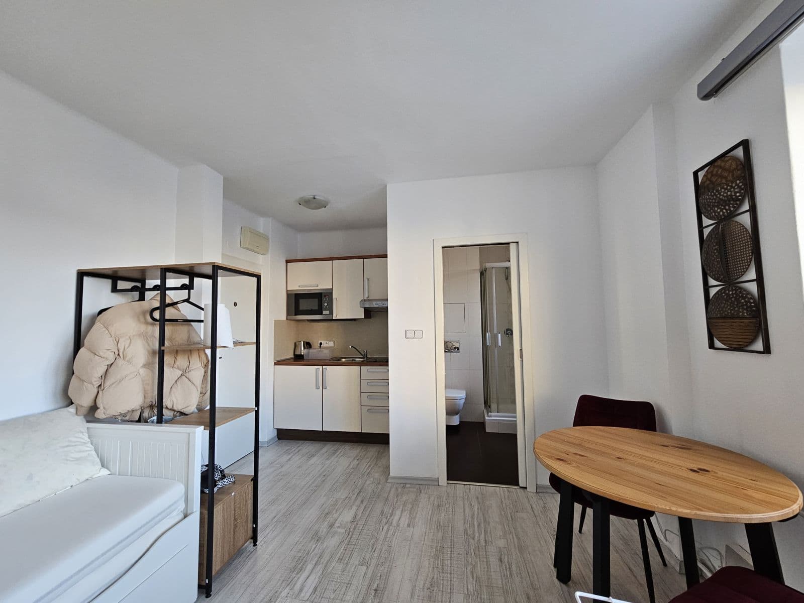 Prenájom bytu 27 m², Vinohradská, Praha, Praha Prenájom bytu 27 m², Vinohradská, Praha, Praha