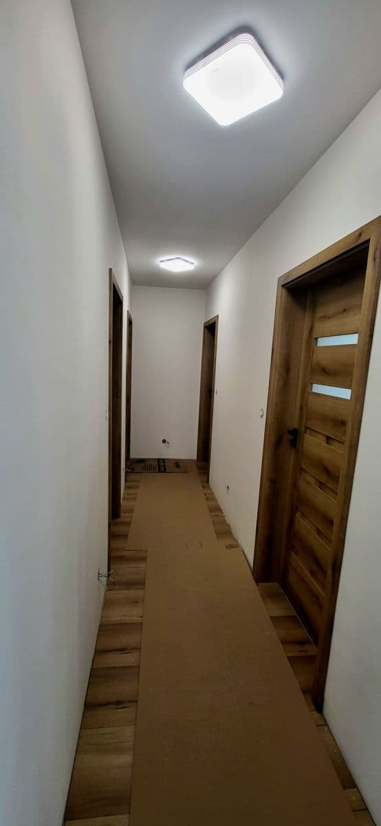 Predaj domu 146 m², pozemek 990 m², J. Holuba, Petřvald, Moravskoslezský kraj Predaj domu 146 m², pozemek 990 m², J. Holuba, Petřvald, Moravskoslezský kraj