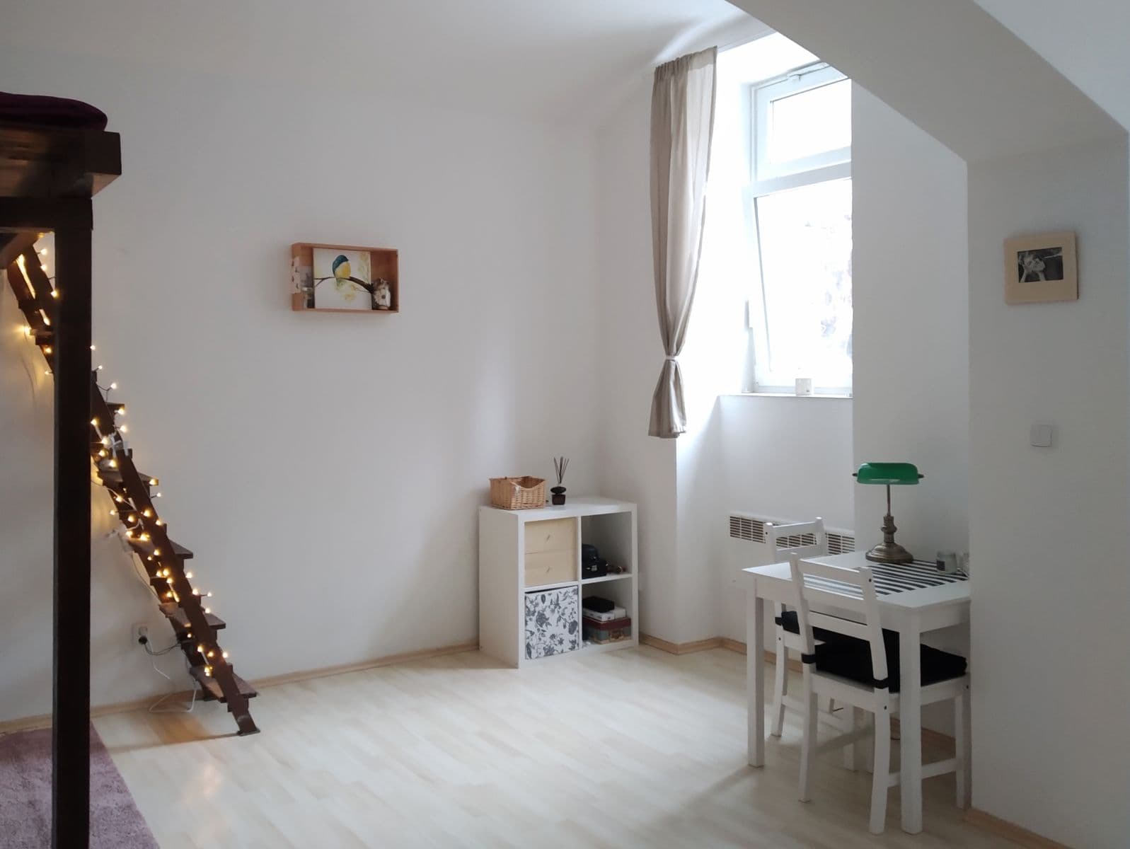 Prenájom bytu 1-izbový 38 m², Ruská, Praha, Praha Prenájom bytu 1-izbový 38 m², Ruská, Praha, Praha