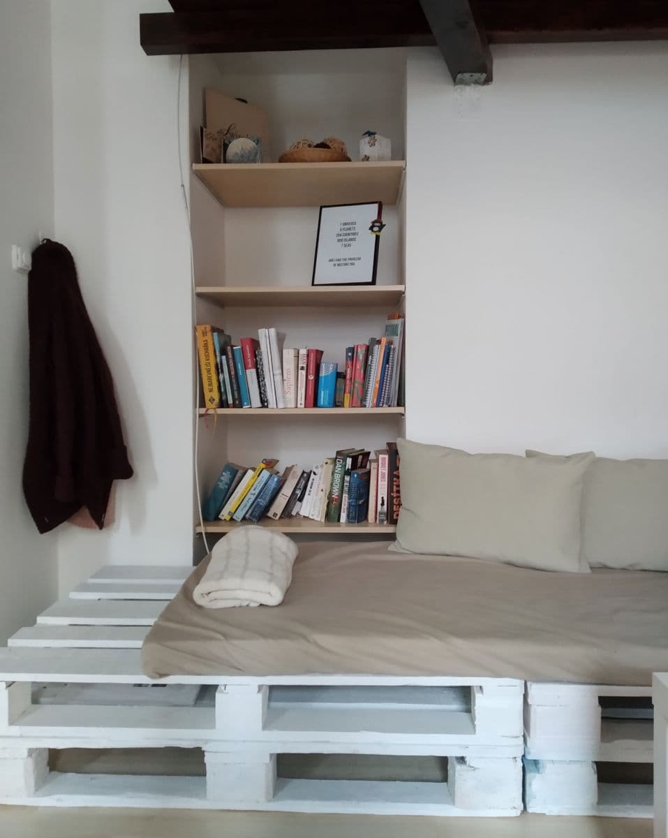 Prenájom bytu 1-izbový 38 m², Ruská, Praha, Praha Prenájom bytu 1-izbový 38 m², Ruská, Praha, Praha