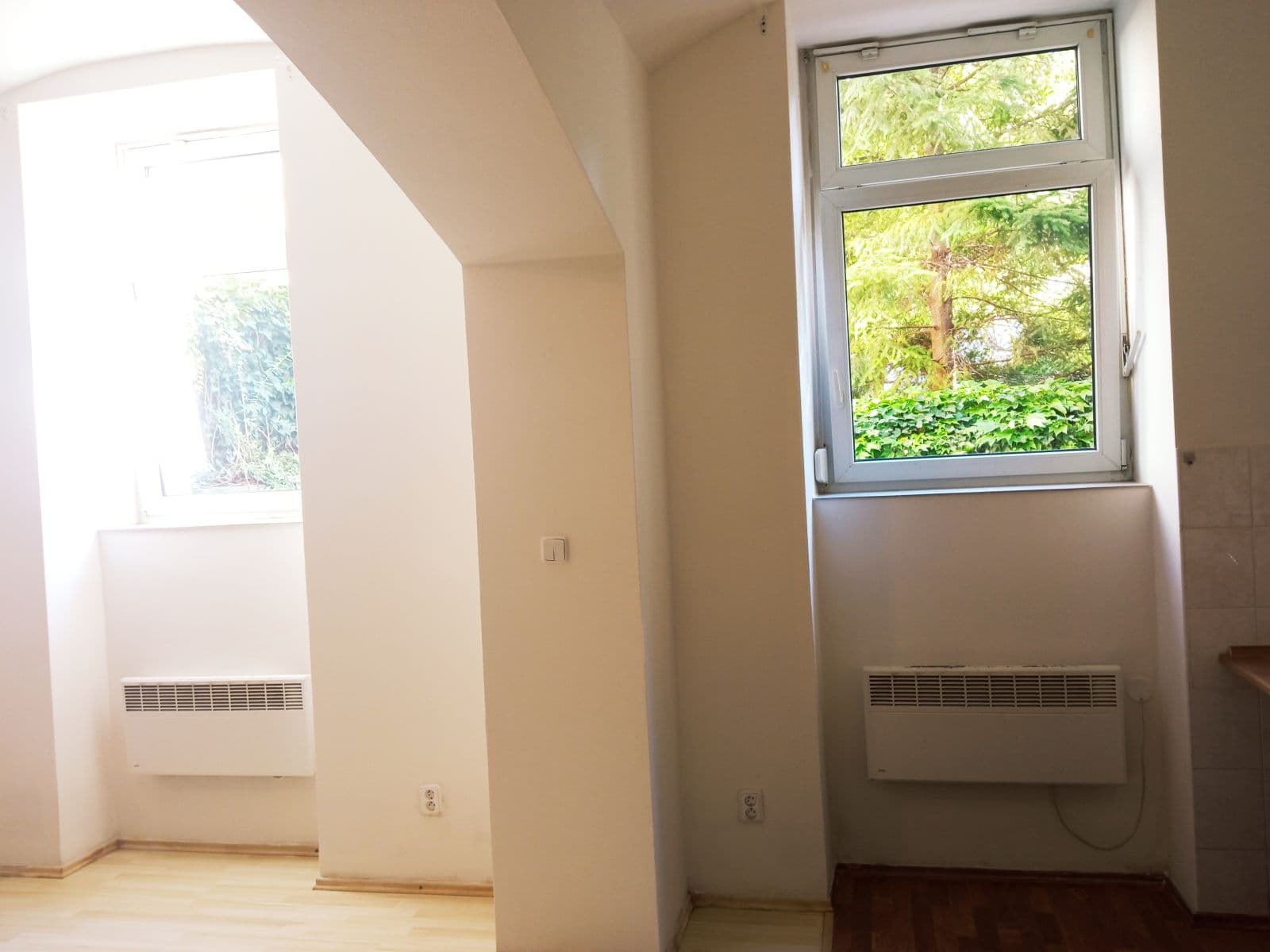 Prenájom bytu 1-izbový 38 m², Ruská, Praha, Praha Prenájom bytu 1-izbový 38 m², Ruská, Praha, Praha