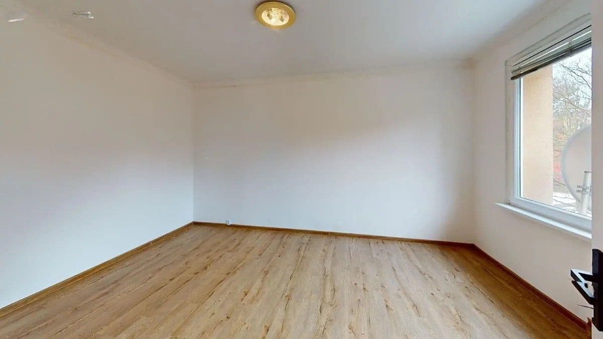 Predaj bytu 1-izbový 35 m², Sídliště Za Chlumem, Bílina, Ústecký kraj Predaj bytu 1-izbový 35 m², Sídliště Za Chlumem, Bílina, Ústecký kraj